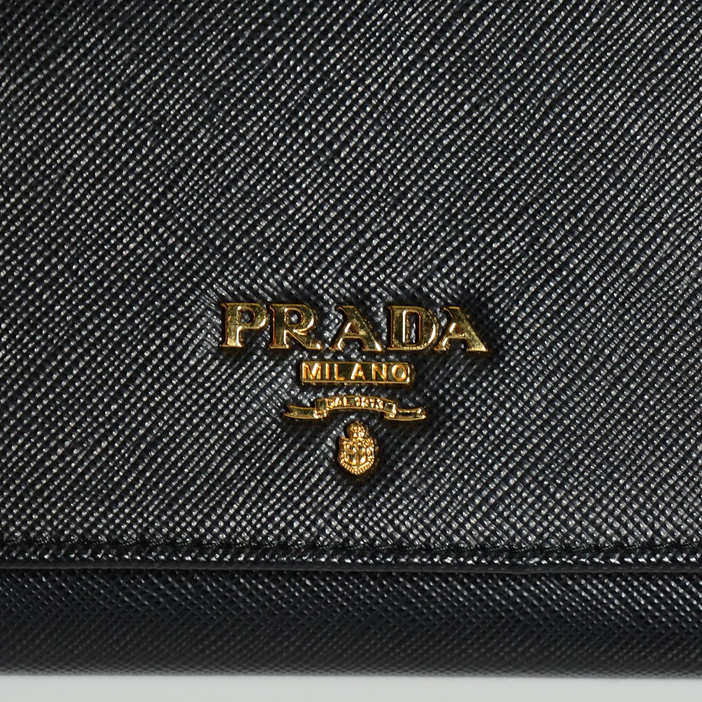 Saffiano Metal Oro Chain Wallet Nero Black