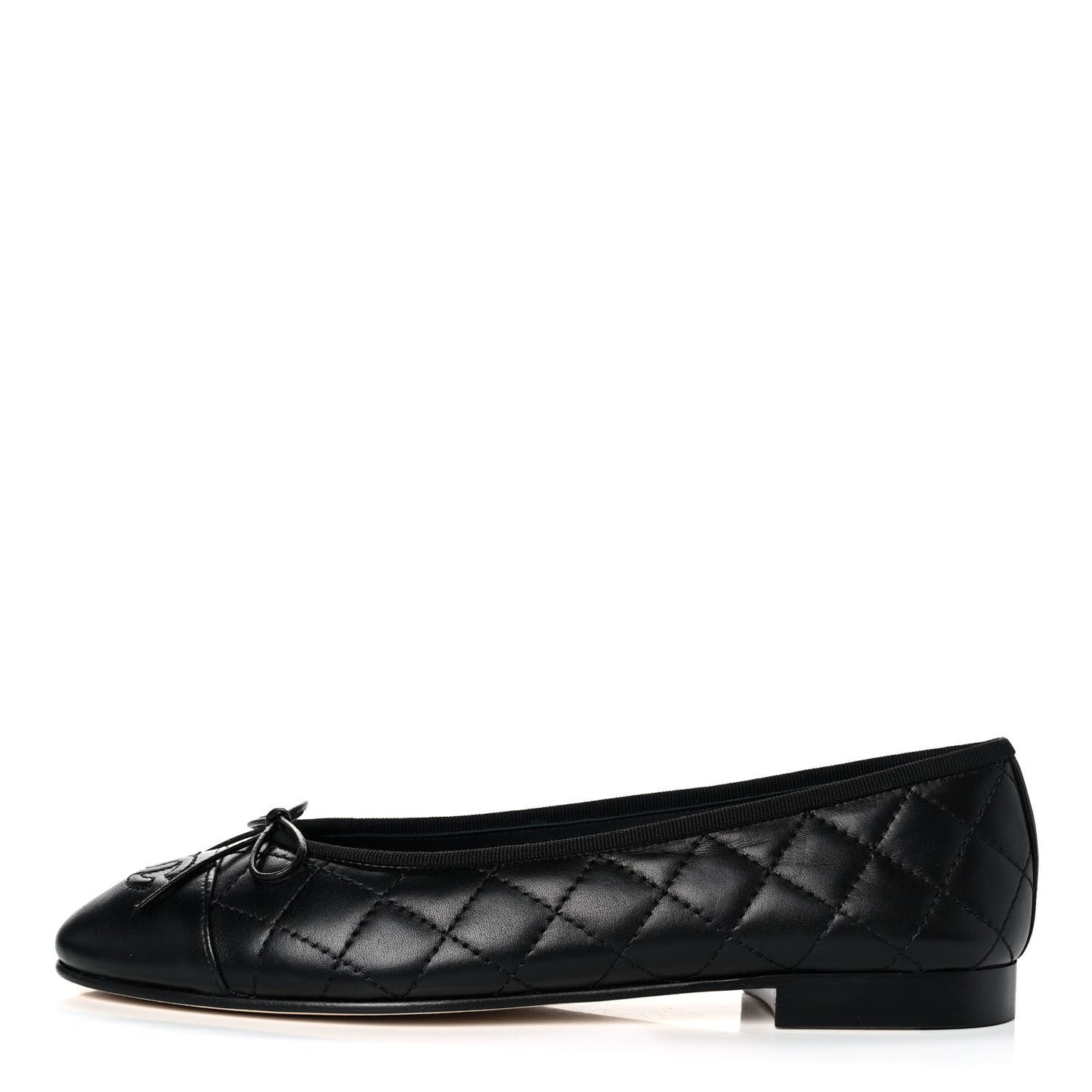 Aged Calfskin Quilted CC Cap Toe Ballerina Flats 39 Black