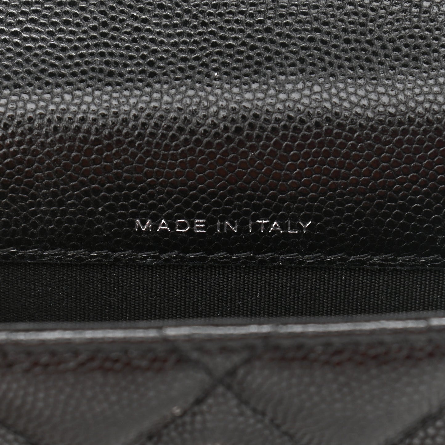 Caviar Quilted Incognito Belt Flap Card Holder Black