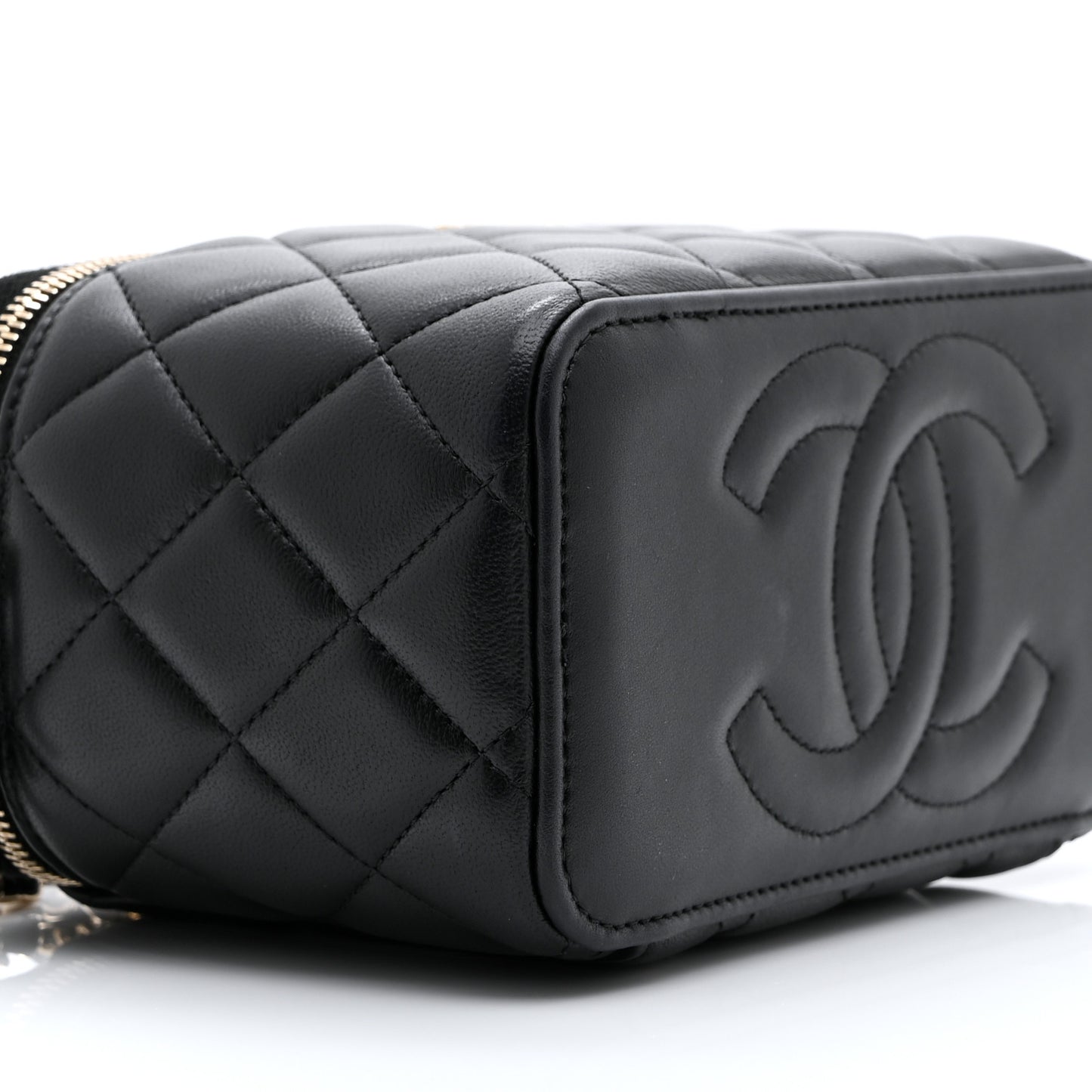 Lambskin Quilted Small Top Handle Vanity Case With Chain Black