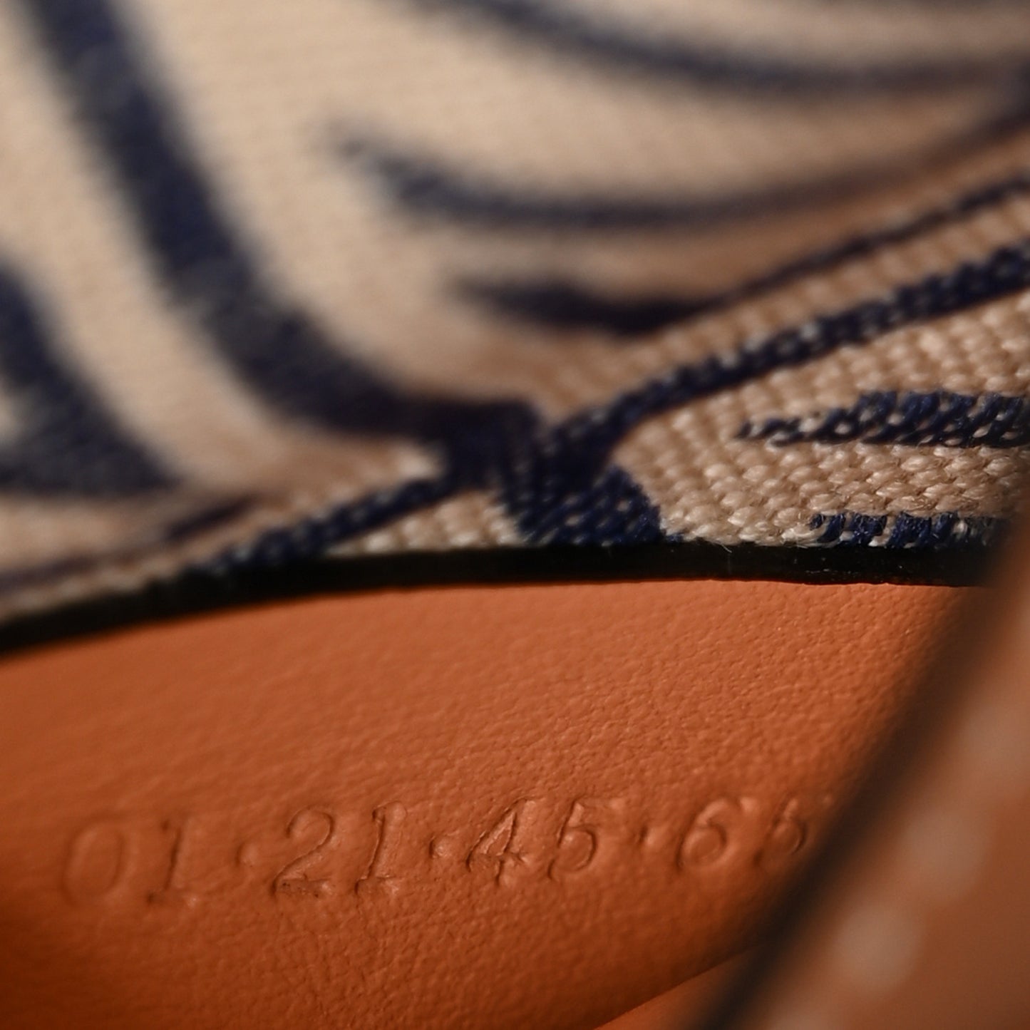 Grained Shiny Calfskin Mini Round Daria Bag Peach Bloom