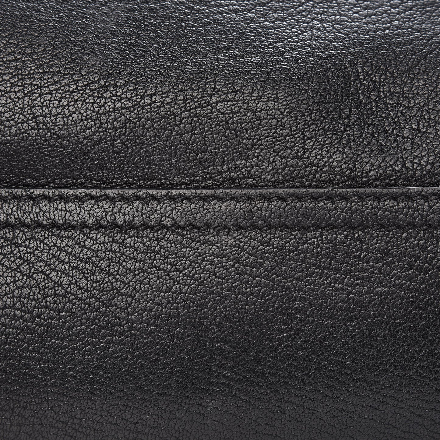 Sugar Goatskin Medium Pandora Black