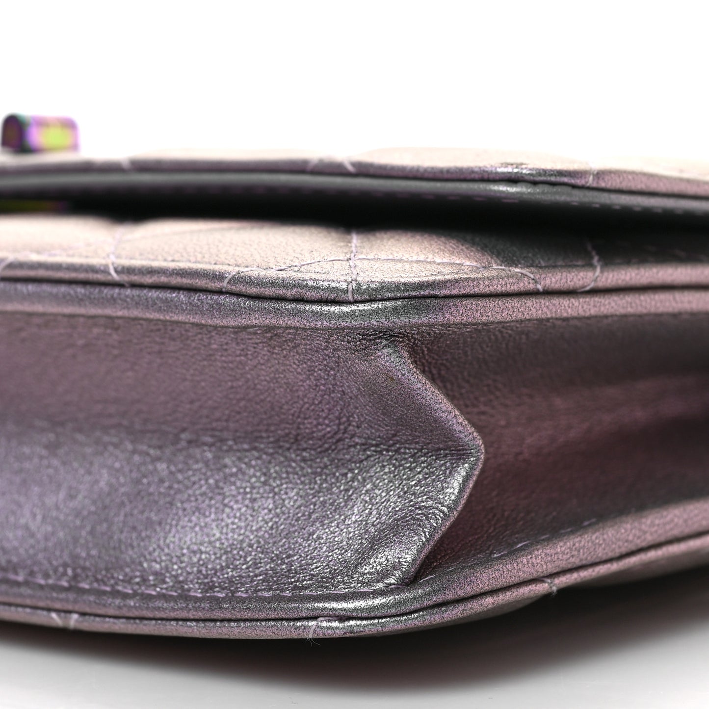 Iridescent Lambskin Quilted Reissue Wallet On Chain WOC Light Purple