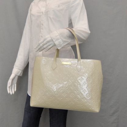 Louis Vuitton Vernis Wilshire MM Blanc Corail 2 of 6