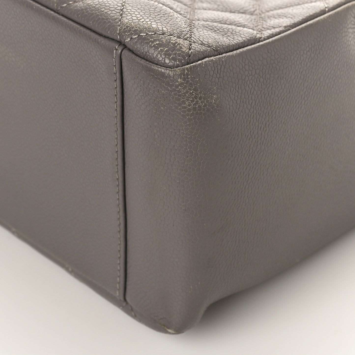 Caviar Quilted Grand Shopping Tote GST Light Grey