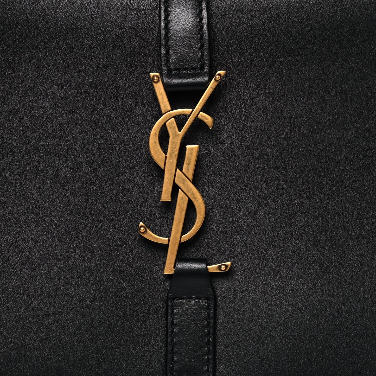 Smooth Calfskin Le 5 A 7 Hobo Black