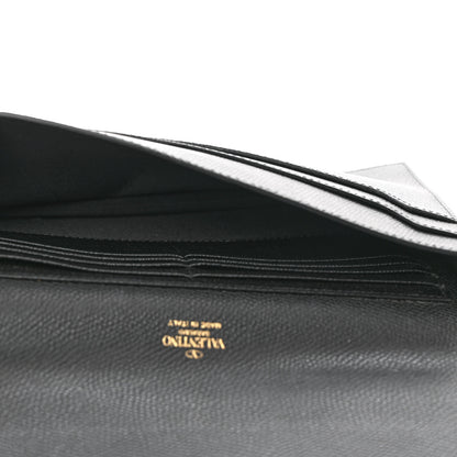 Valentino Garavani Grainy Calfskin Vlogo Signature Pouch Black 6 of 6
