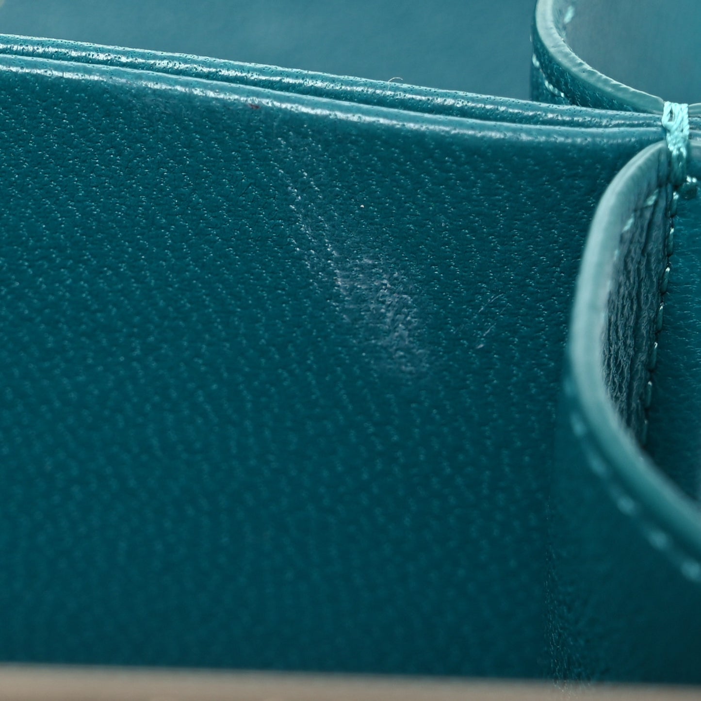 Lambskin Quilted Pearl CC Vanity Case Turquoise