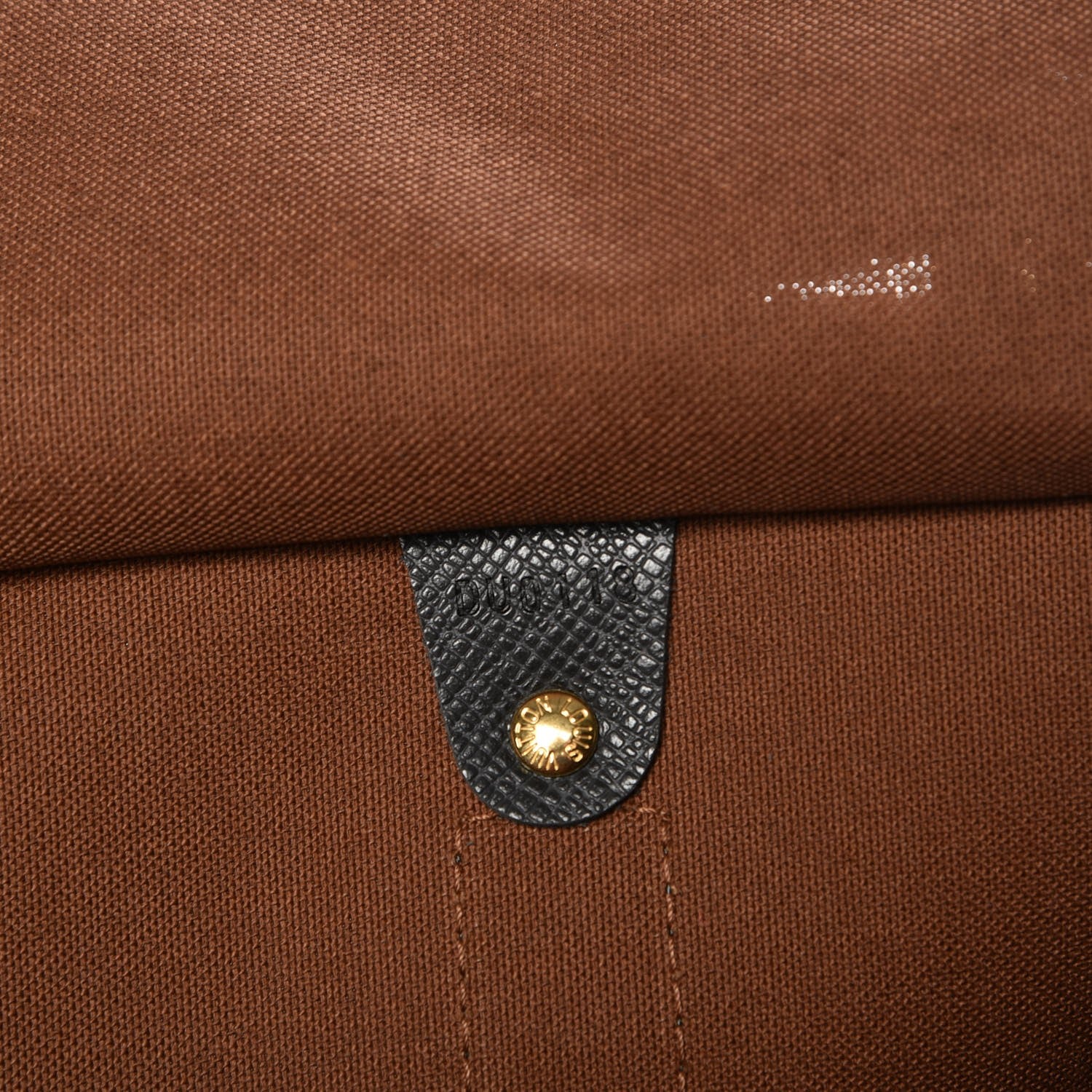 Louis Vuitton Monogram Taiga Outdoor Keepall Bandouliere 55 10 of 10