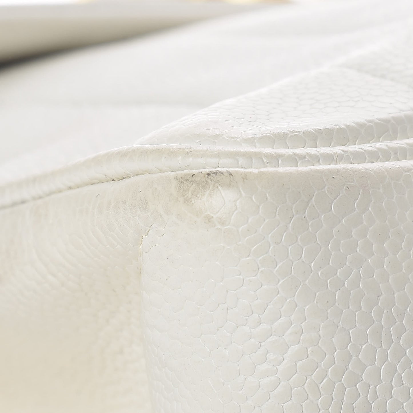 Caviar Vertical Quilted Jumbo Single Flap White