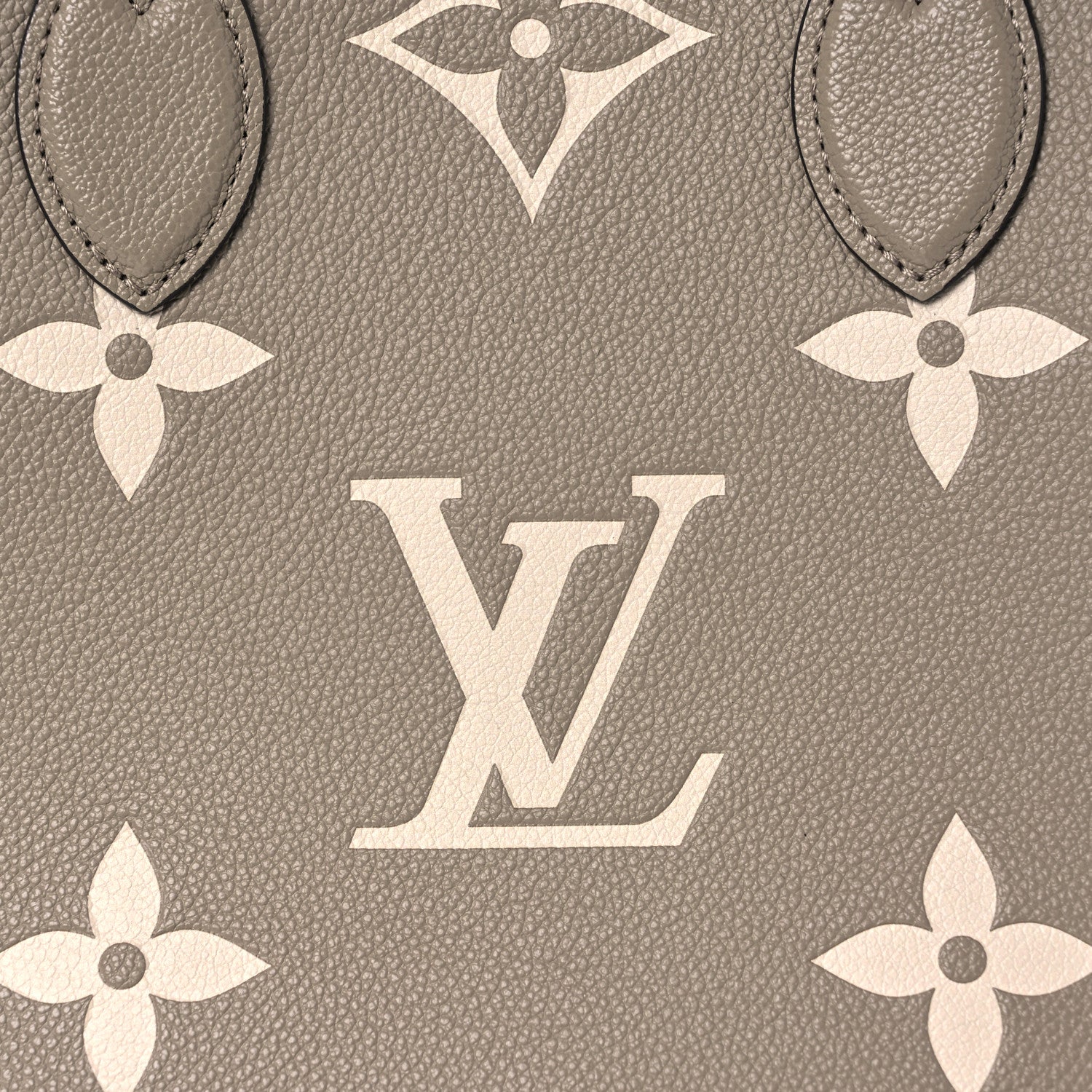 Louis Vuitton Empreinte Monogram Giant Onthego MM Tourterelle Creme 8 of 13