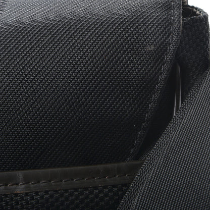 Louis Vuitton Damier Geant Petit Messenger Bag Black 16 of 17