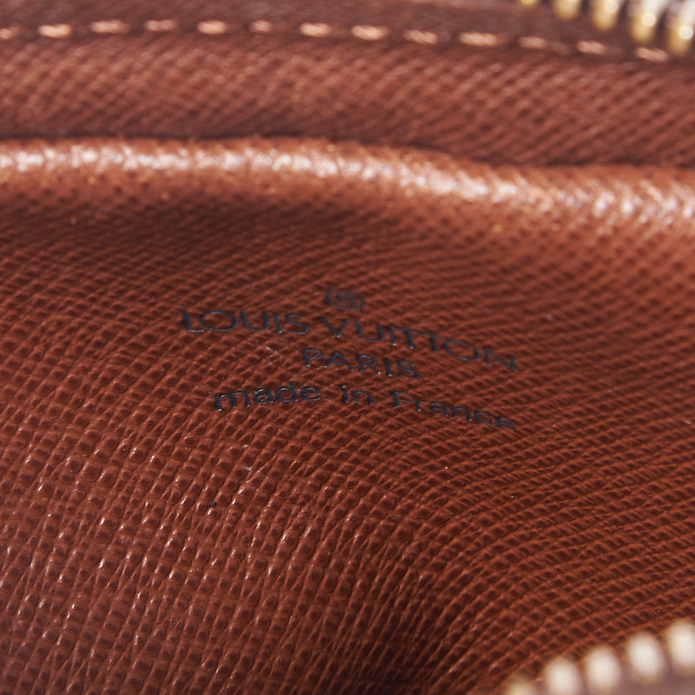 Monogram Amazone