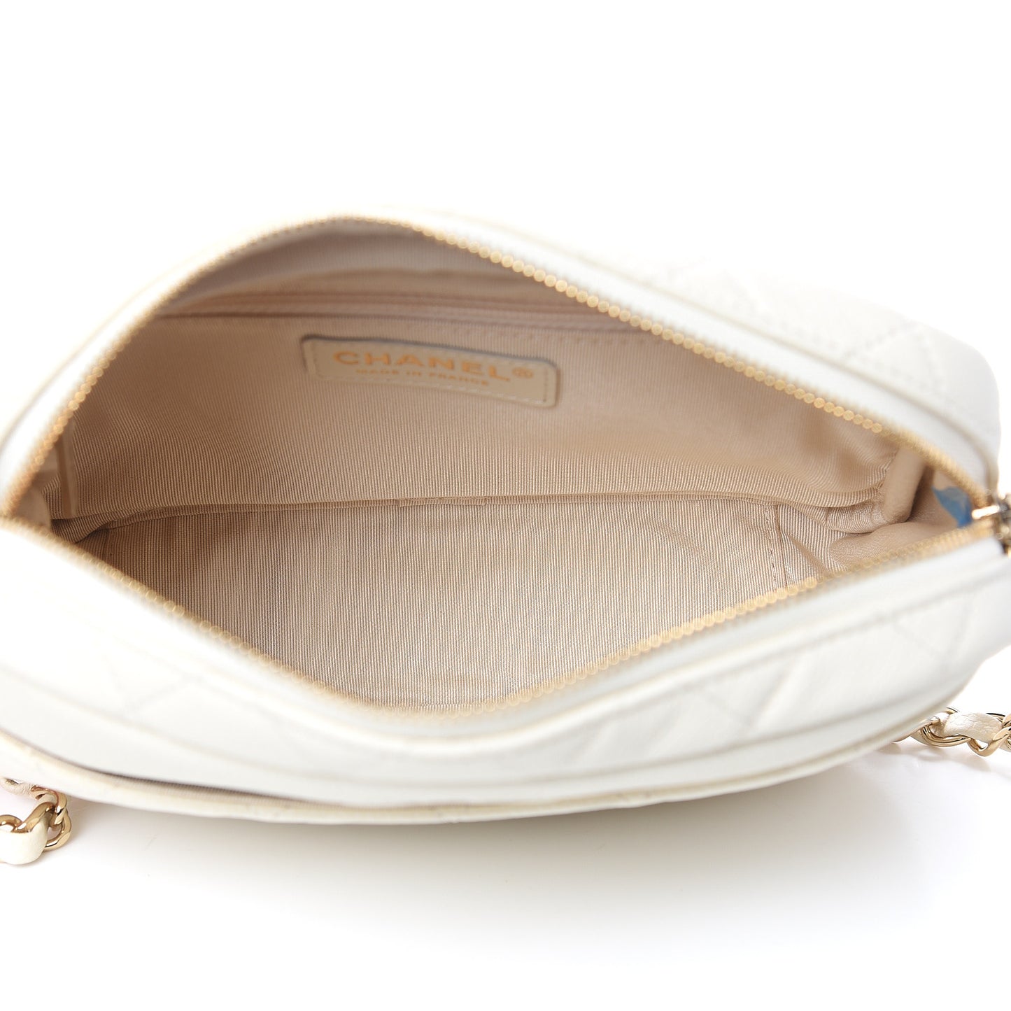 Caviar Flat Quilted Small Coco Tassel Camera Case White