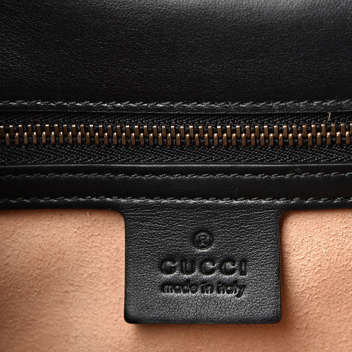 Calfskin Matelasse GG Marmont Clutch Black