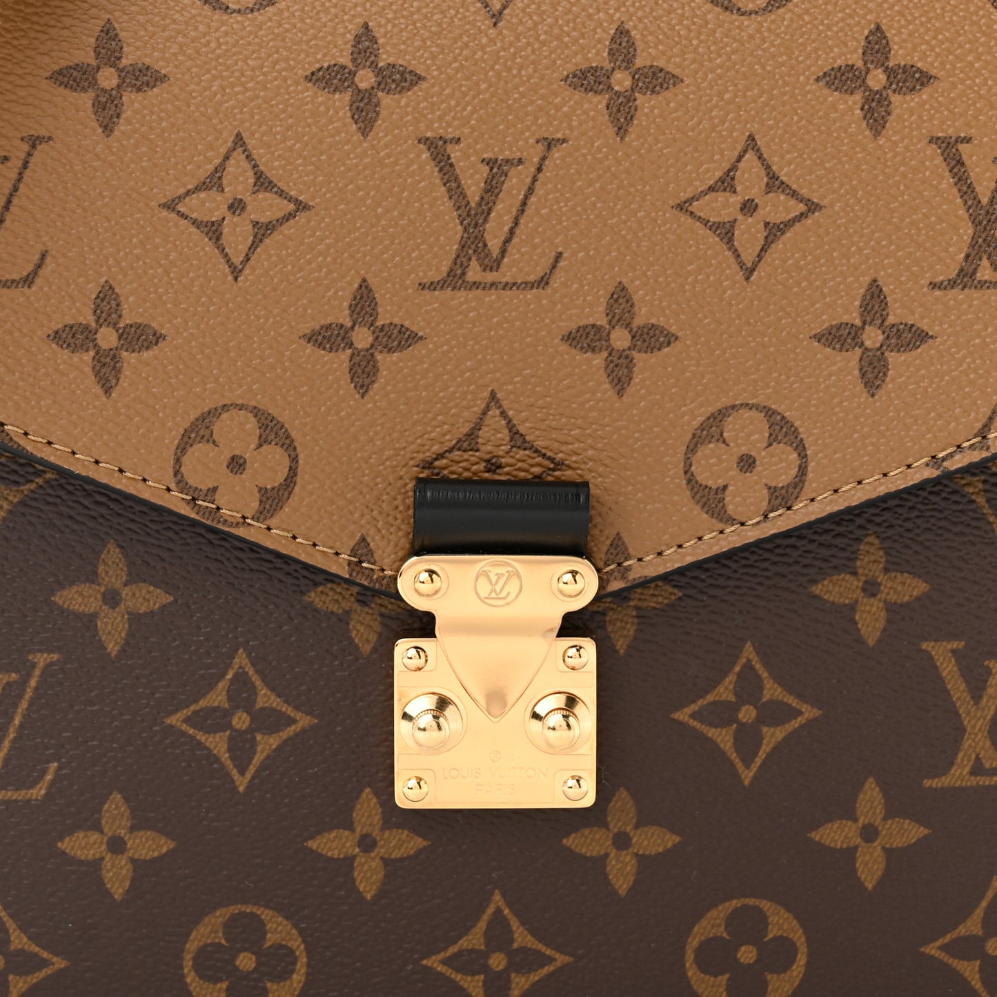 Reverse Monogram Pochette Metis
