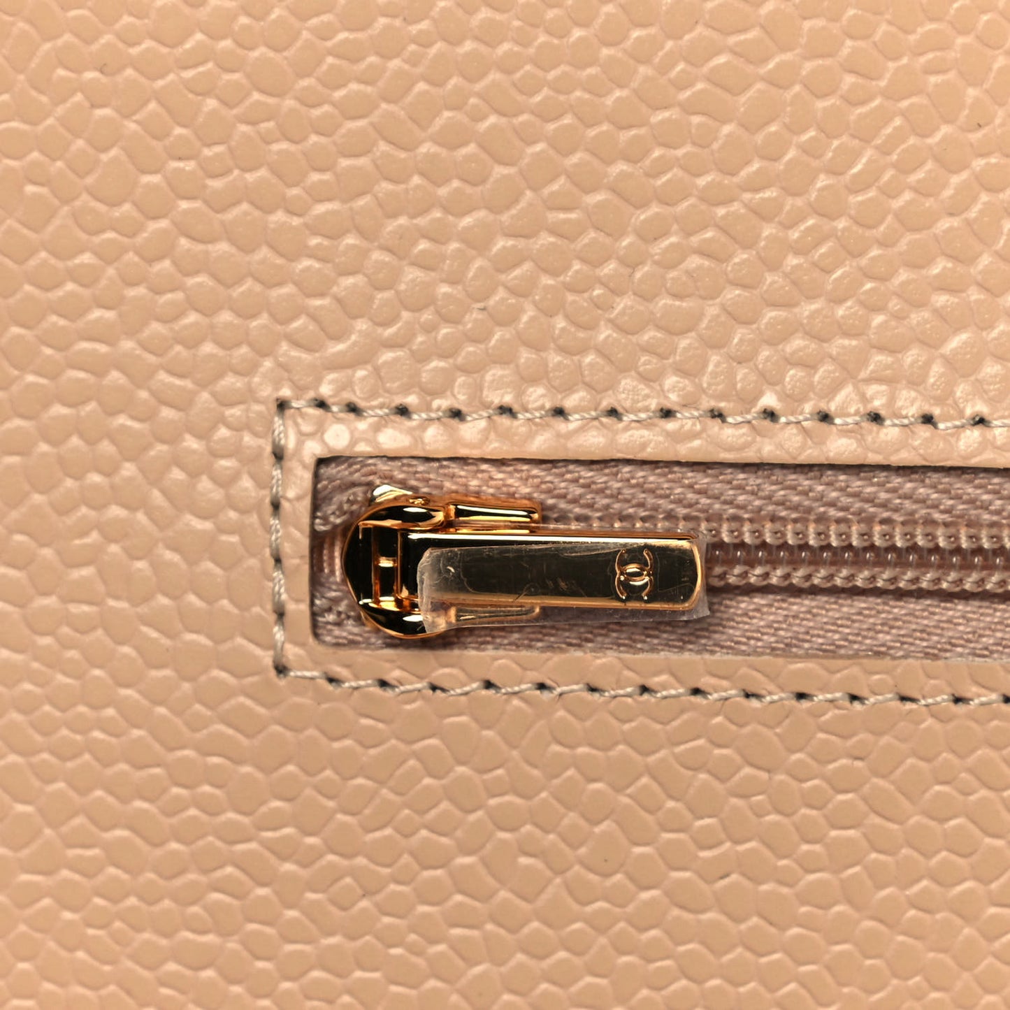 Caviar Quilted Wallet On Chain WOC Beige