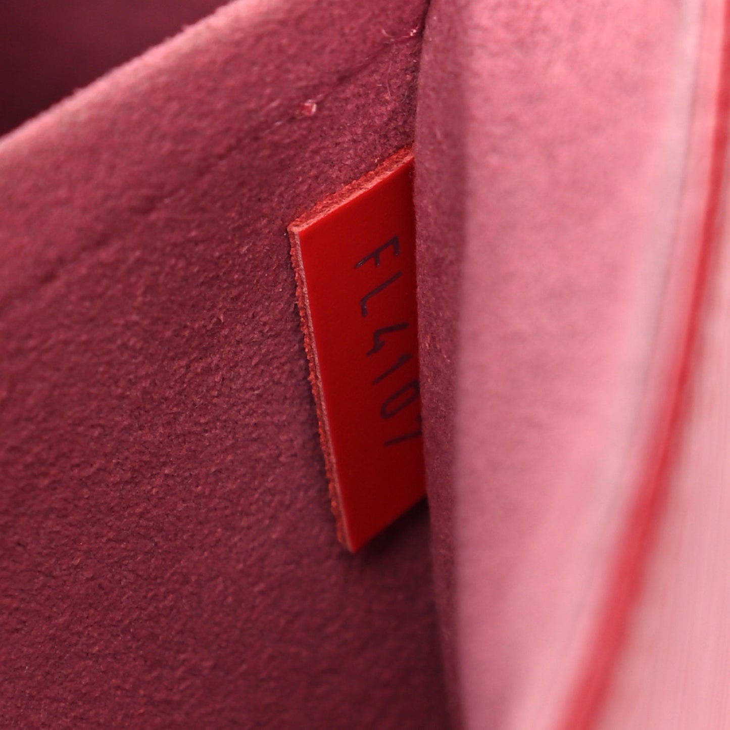 Epi Twist Shoulder Bag MM Coquelicot