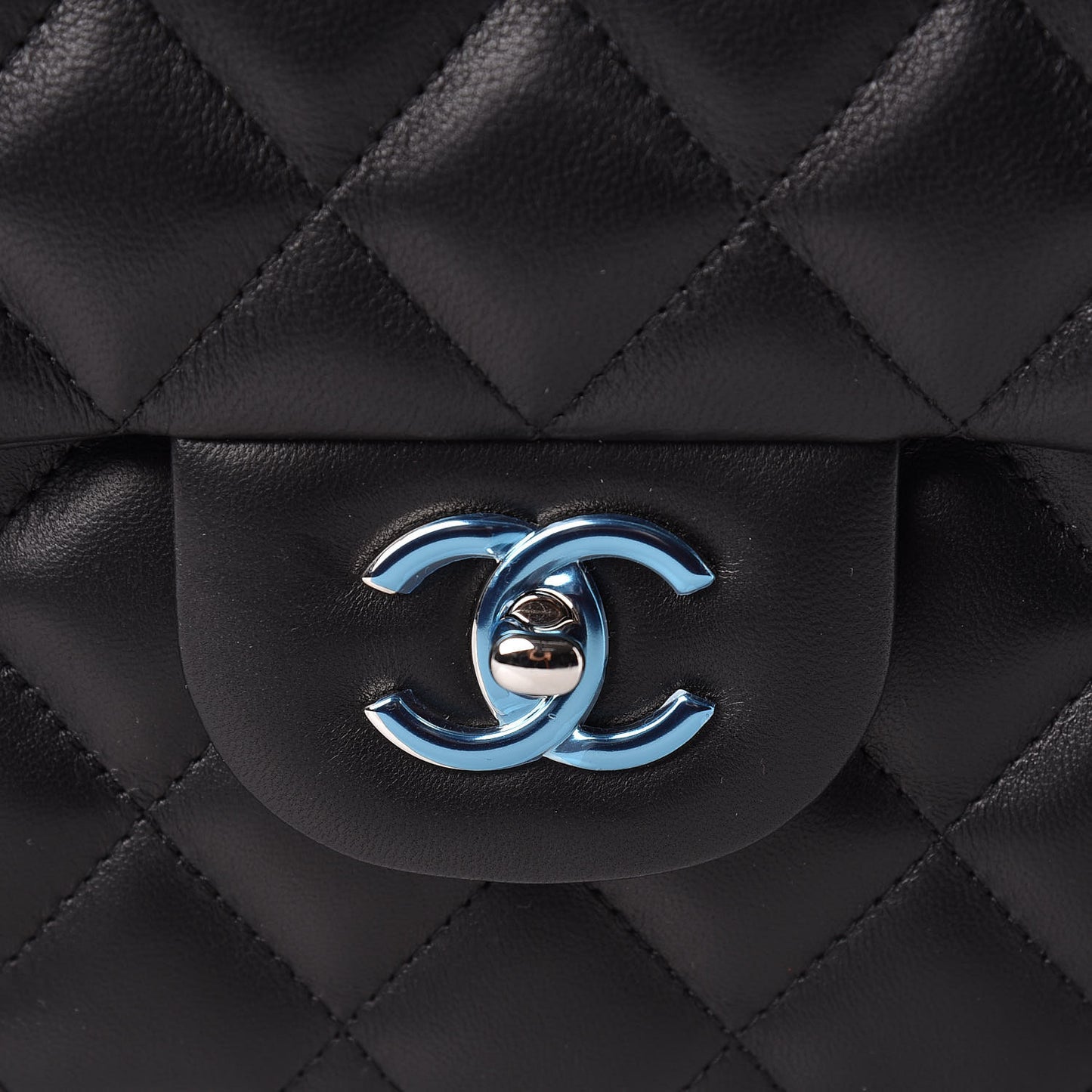 Lambskin Quilted Jumbo Double Flap Black