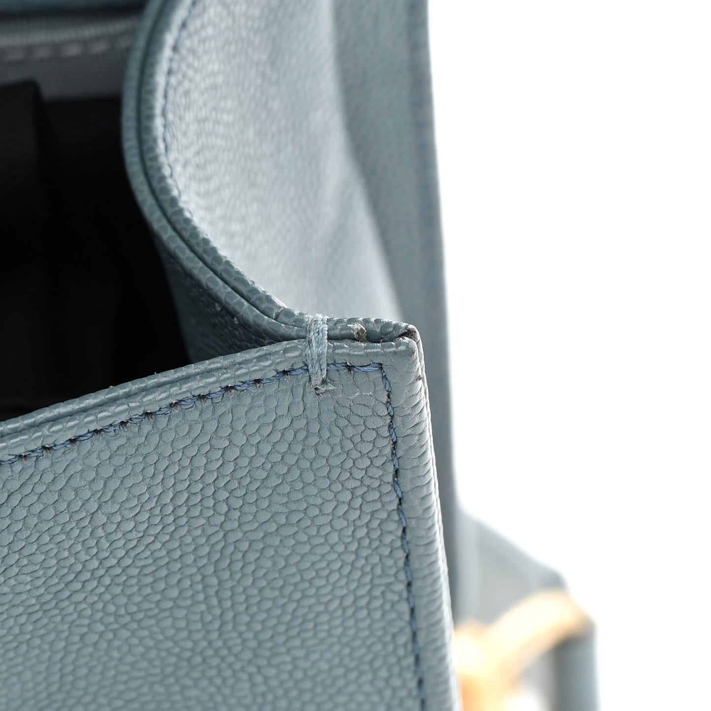 Caviar Quilted Medium Boy Flap Blue