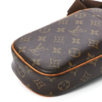 Louis Vuitton Monogram Pochette Gange 11 of 11