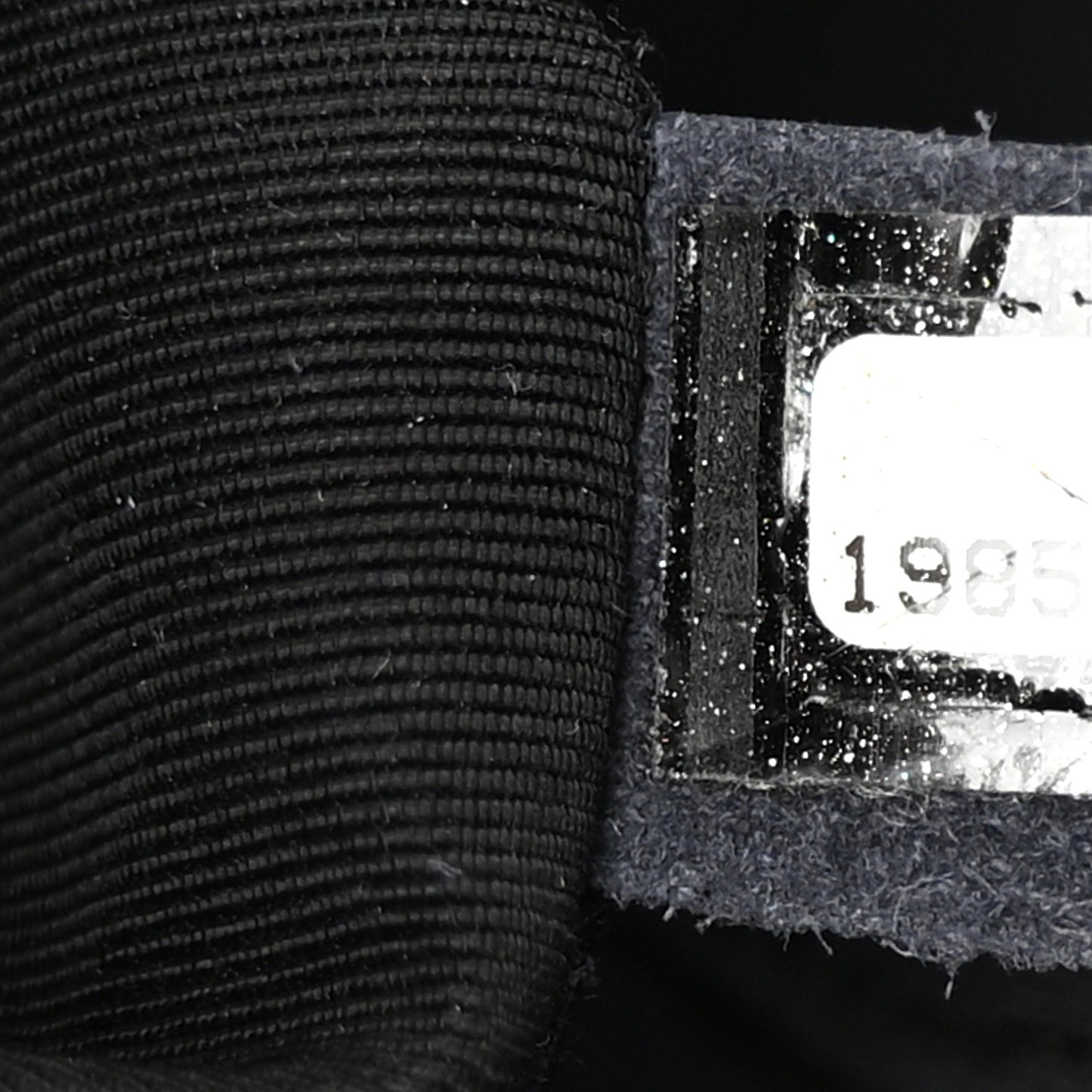 Caviar Quilted New Medium Boy Flap Black