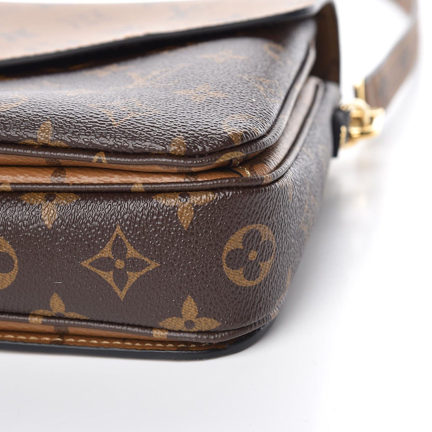 Reverse Monogram Pochette Metis