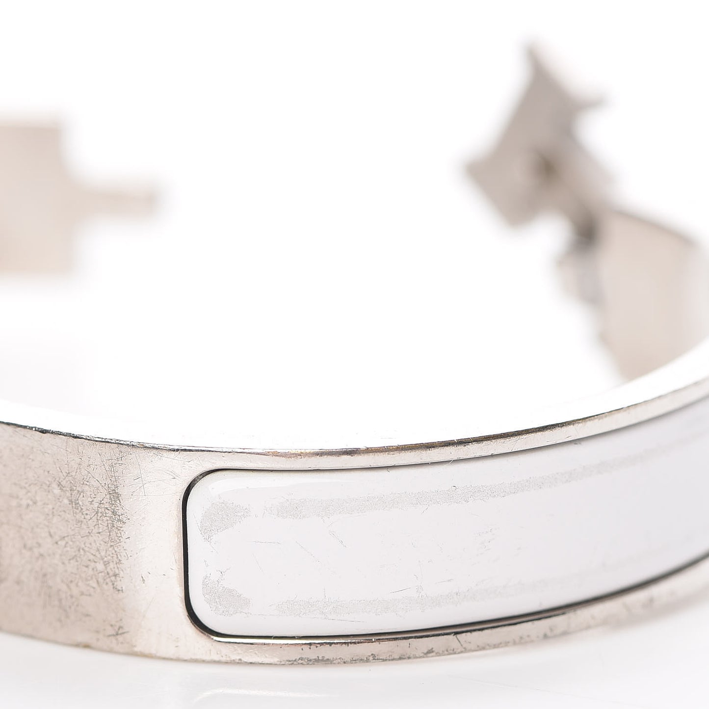 Enamel Narrow Clic Clac H Bracelet PM White