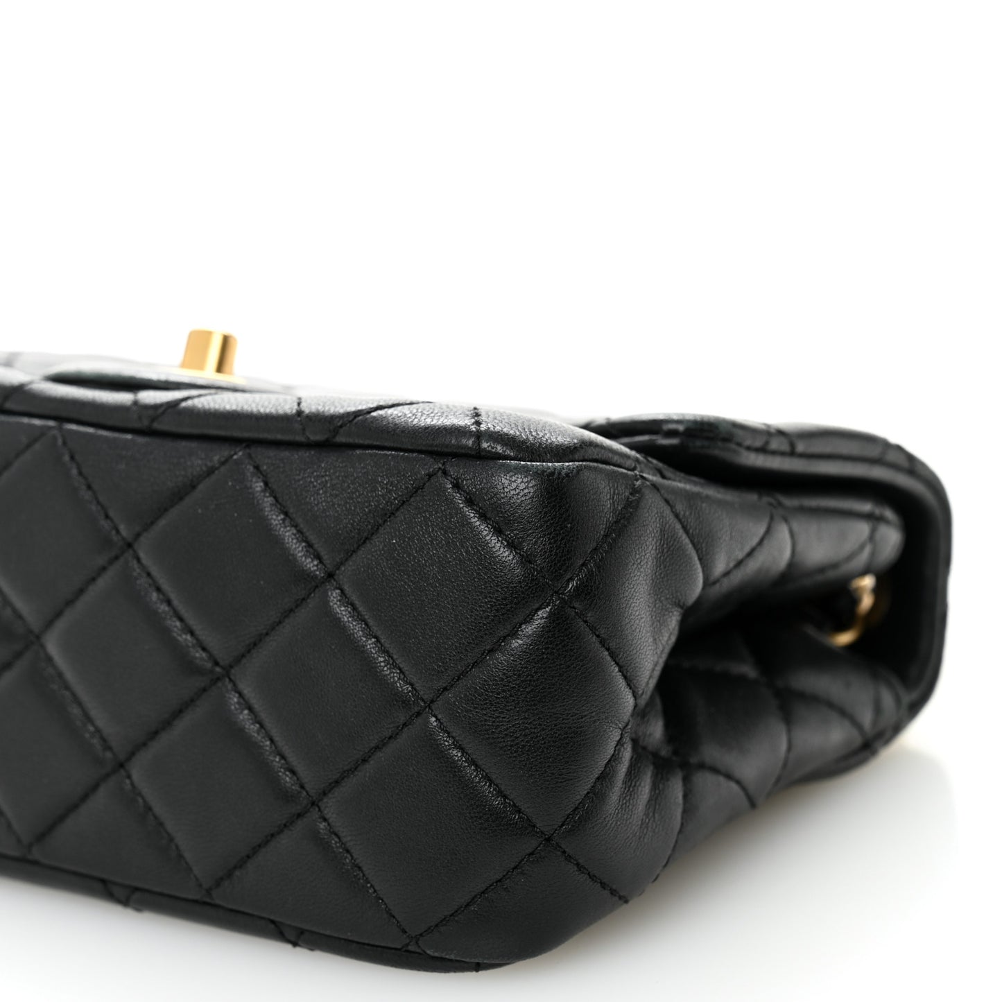 Lambskin Quilted Mini Pearl Crush Flap Black