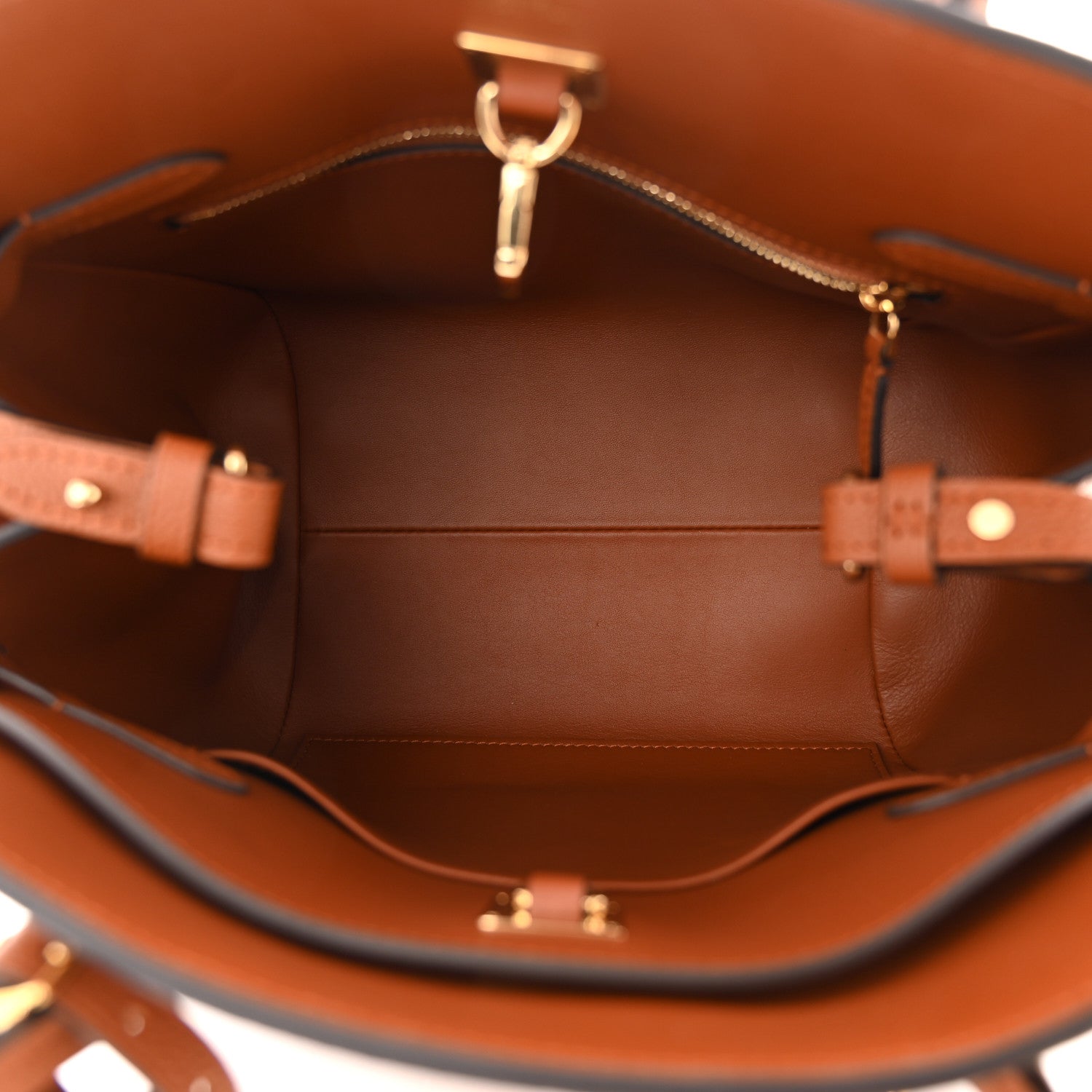 Louis Vuitton Veau Nuage Milla PM Gold 5 of 9