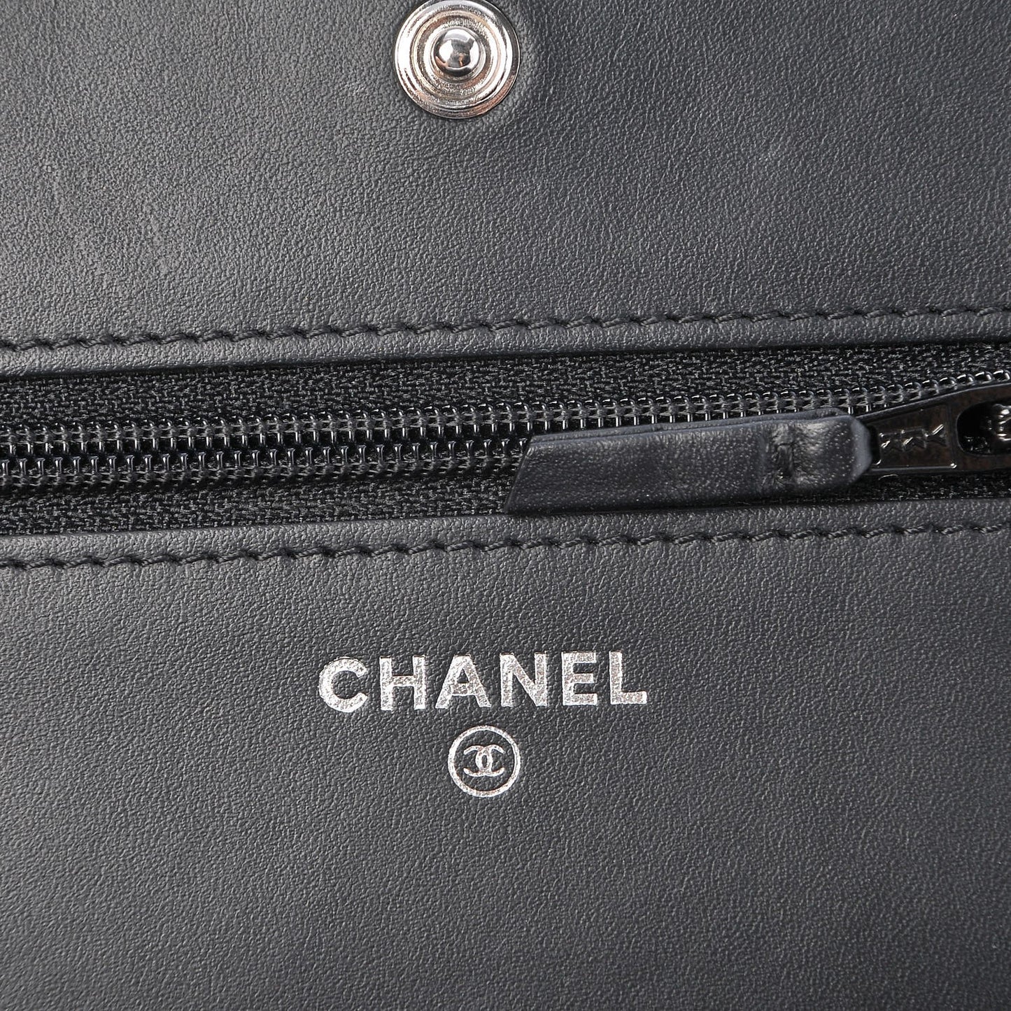 Caviar Quilted Boy Wallet On Chain WOC Black