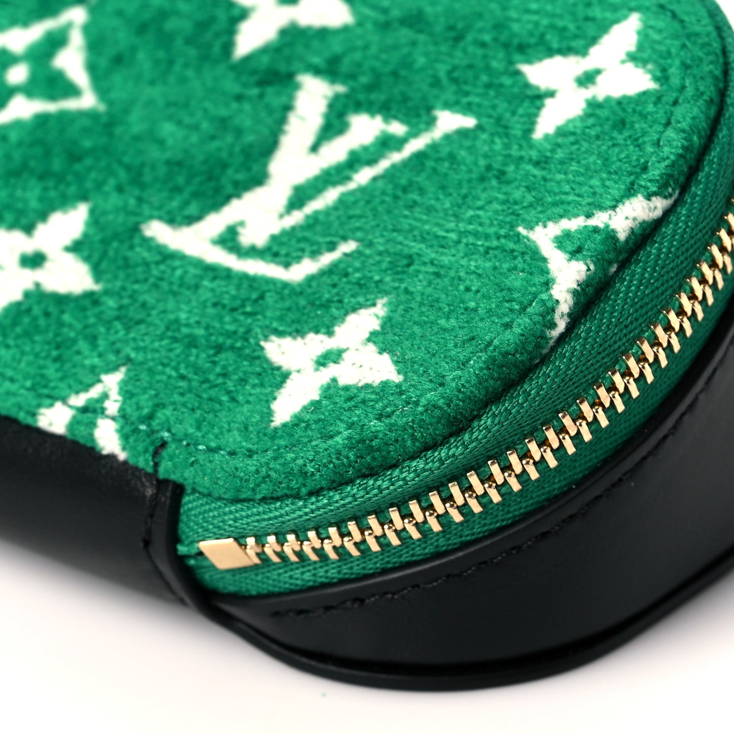 Jacquard Velvet Monogram LV Match Sunglasses Case GM Vert