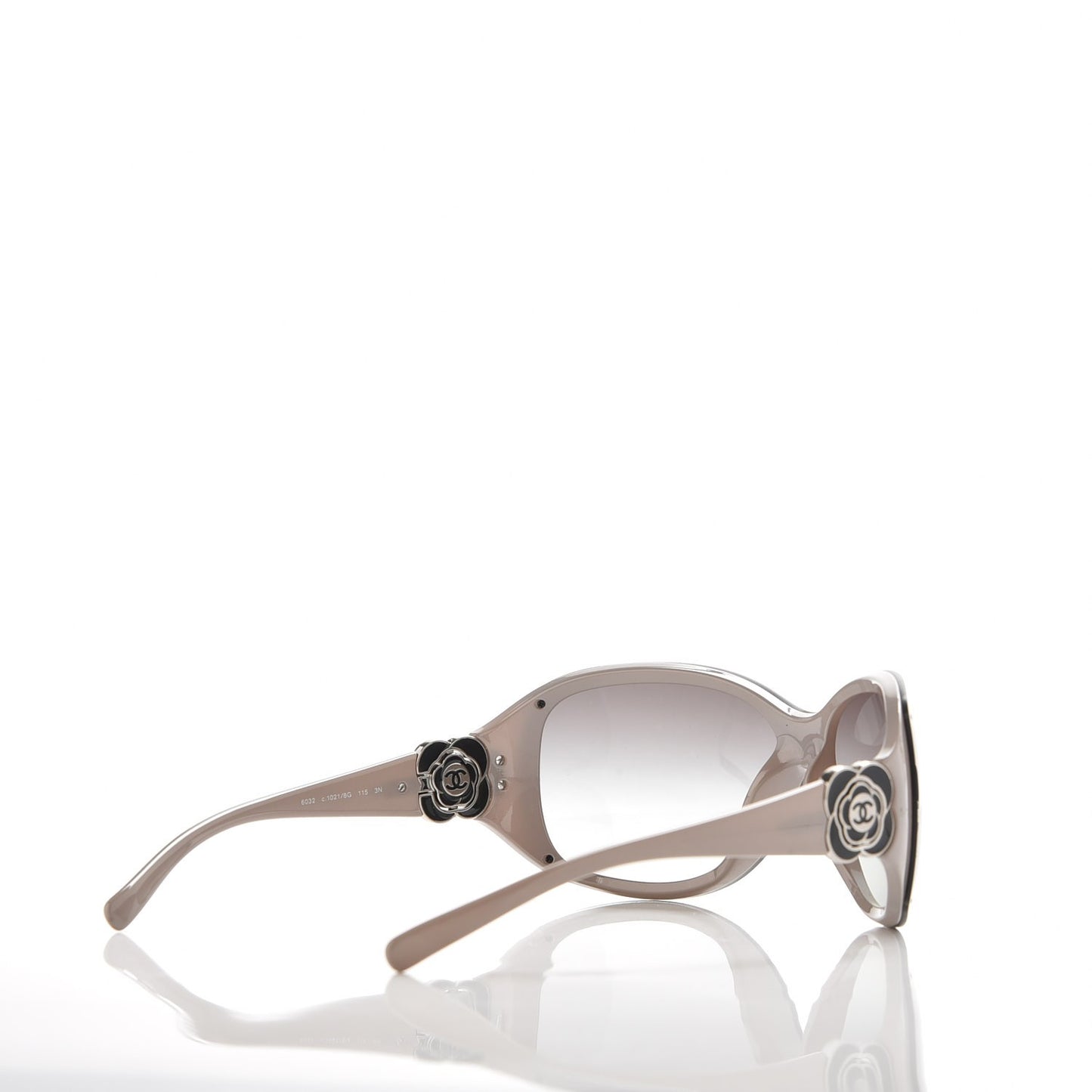 Camellia CC Sunglasses 6032 Grey