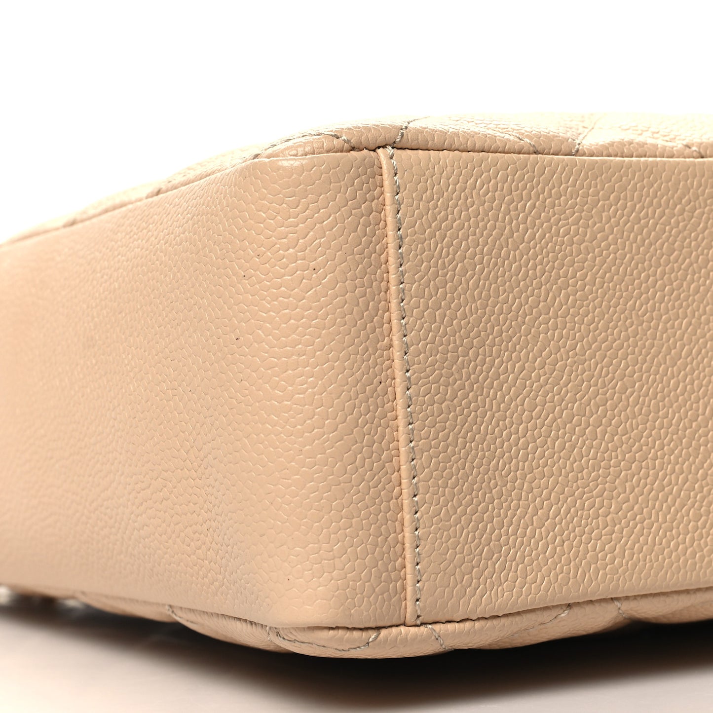 Caviar Quilted Petit Shopping Tote PST Beige Clair