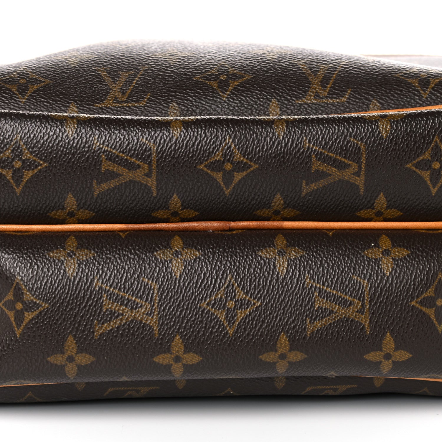 Louis Vuitton Monogram Reporter PM 12 of 28