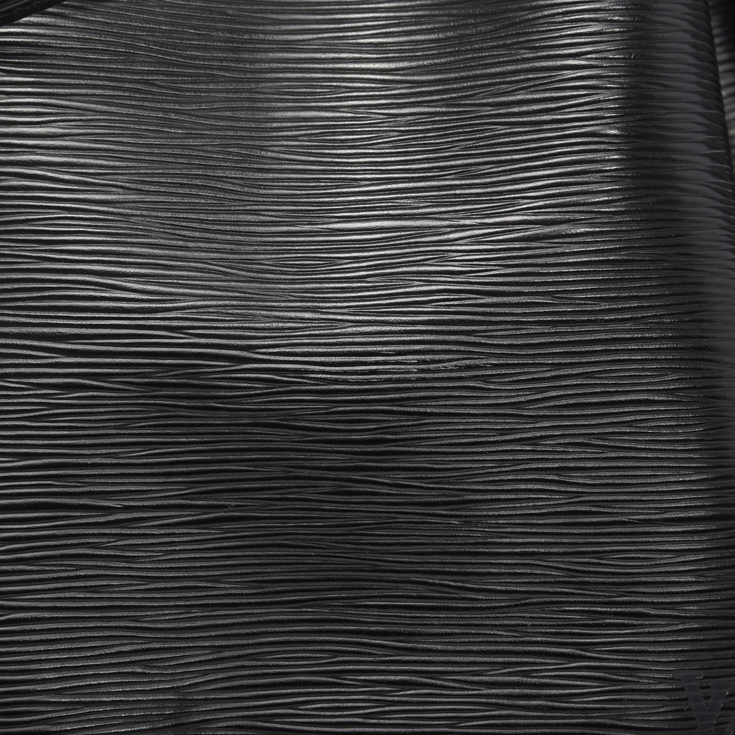 Louis Vuitton Epi Noe Black 7 of 11