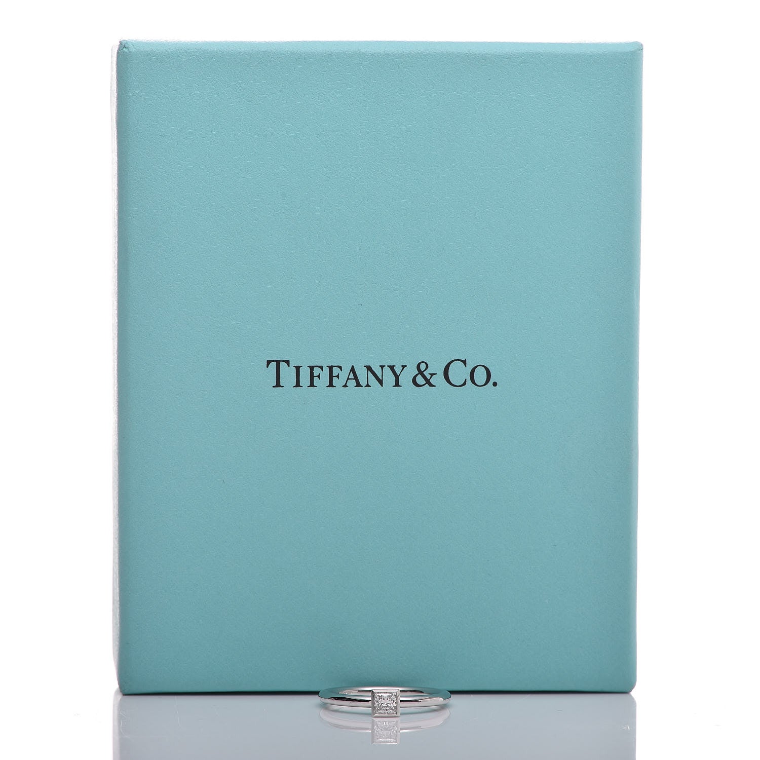Tiffany Platinum Diamond .19ct Bezet Ring 49.3 5 6 of 6