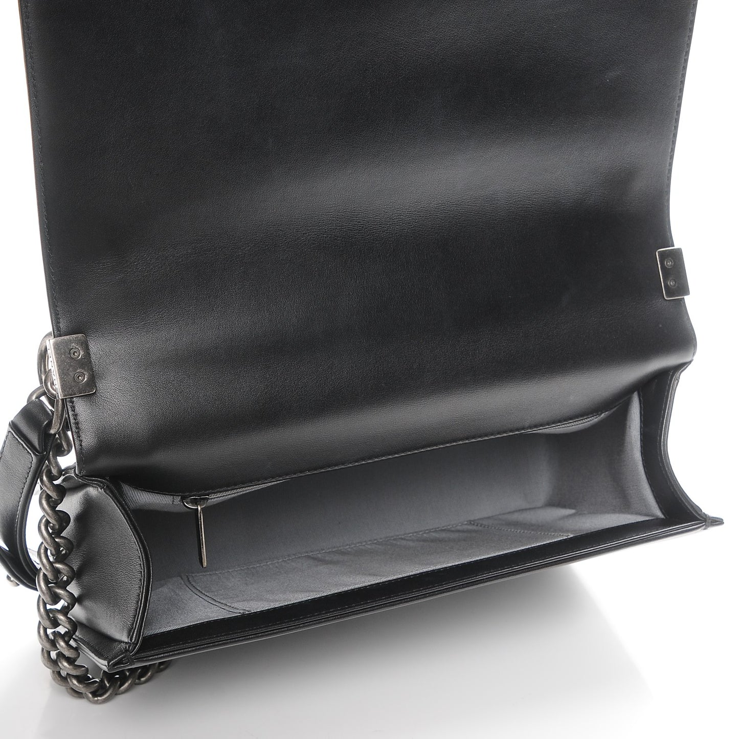 Calfskin Chevron Quilted New Medium Boy Flap Black