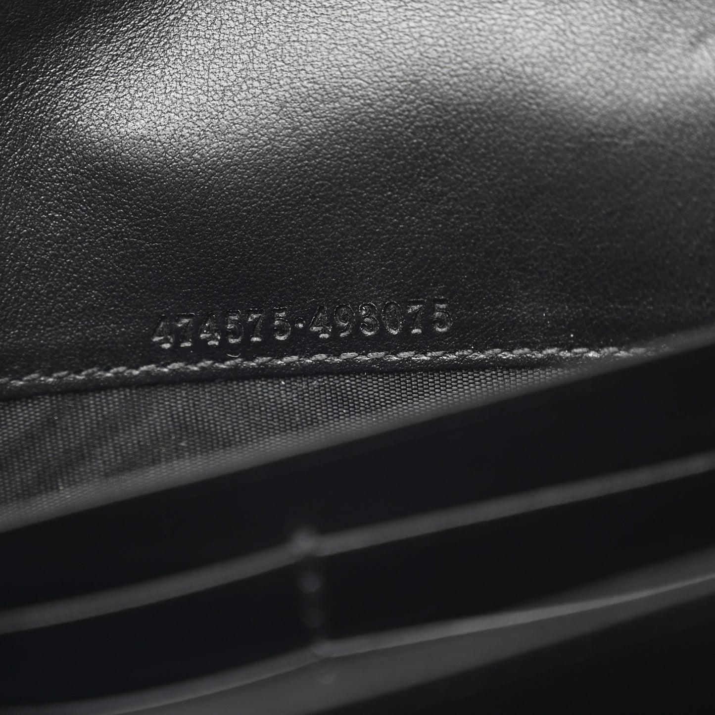 Calfskin Matelasse GG Marmont Chain Wallet Black