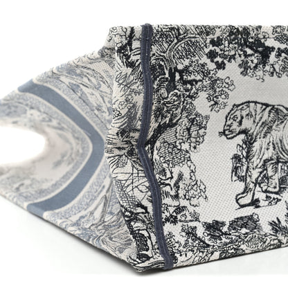 Christian Dior Gradient Canvas Embroidered Large Dioriviera Toile De Jouy Book Tote Blue Blue 9 of 15
