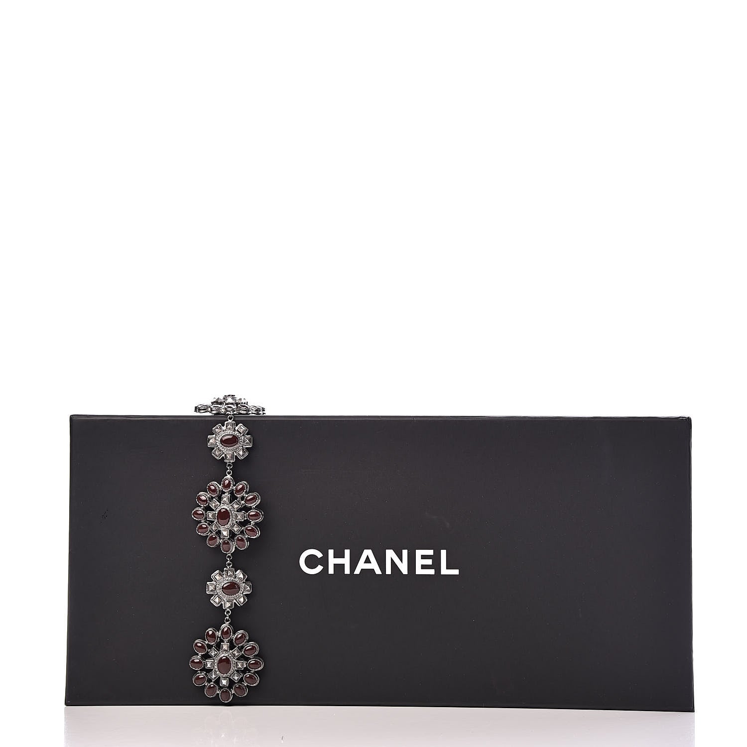 Chanel Gripoix Medallion Necklace Burgundy Silver 5 of 5