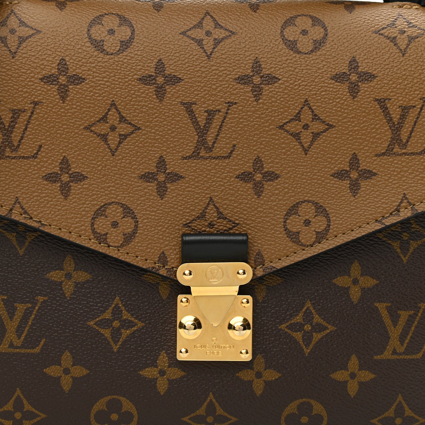 Reverse Monogram Pochette Metis