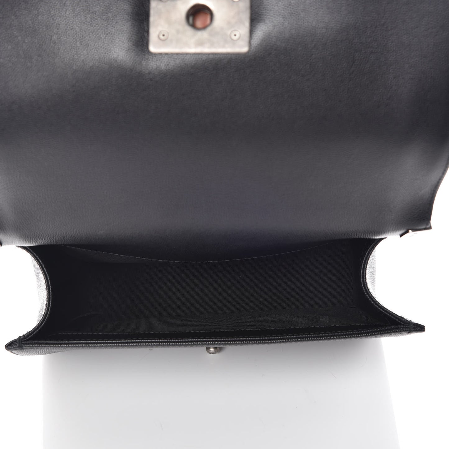 Caviar Quilted Medium Boy Flap Black