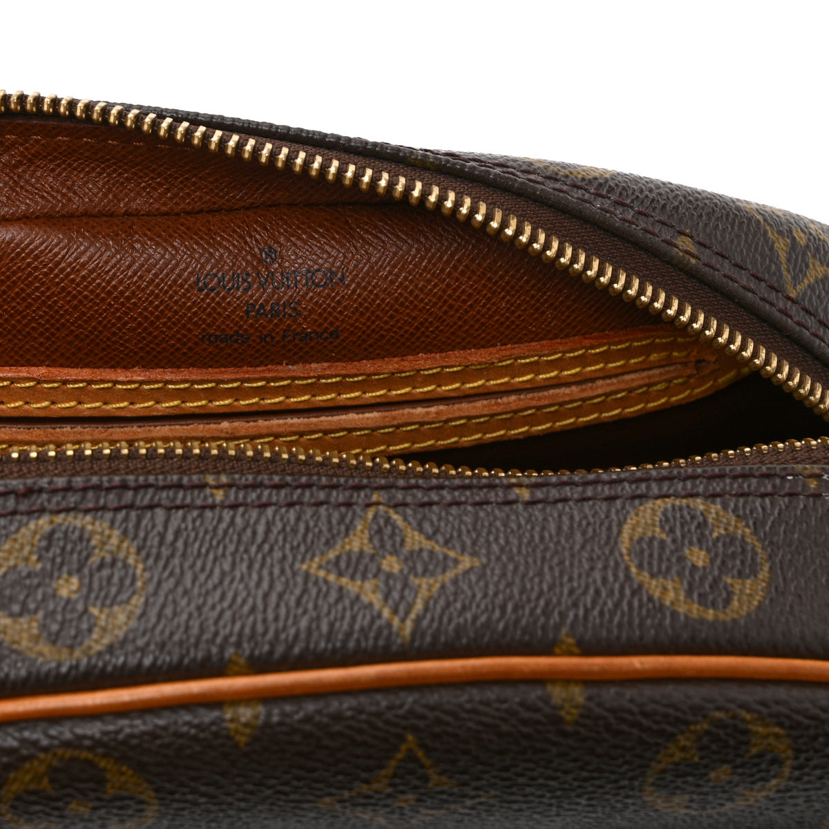 Monogram Blois