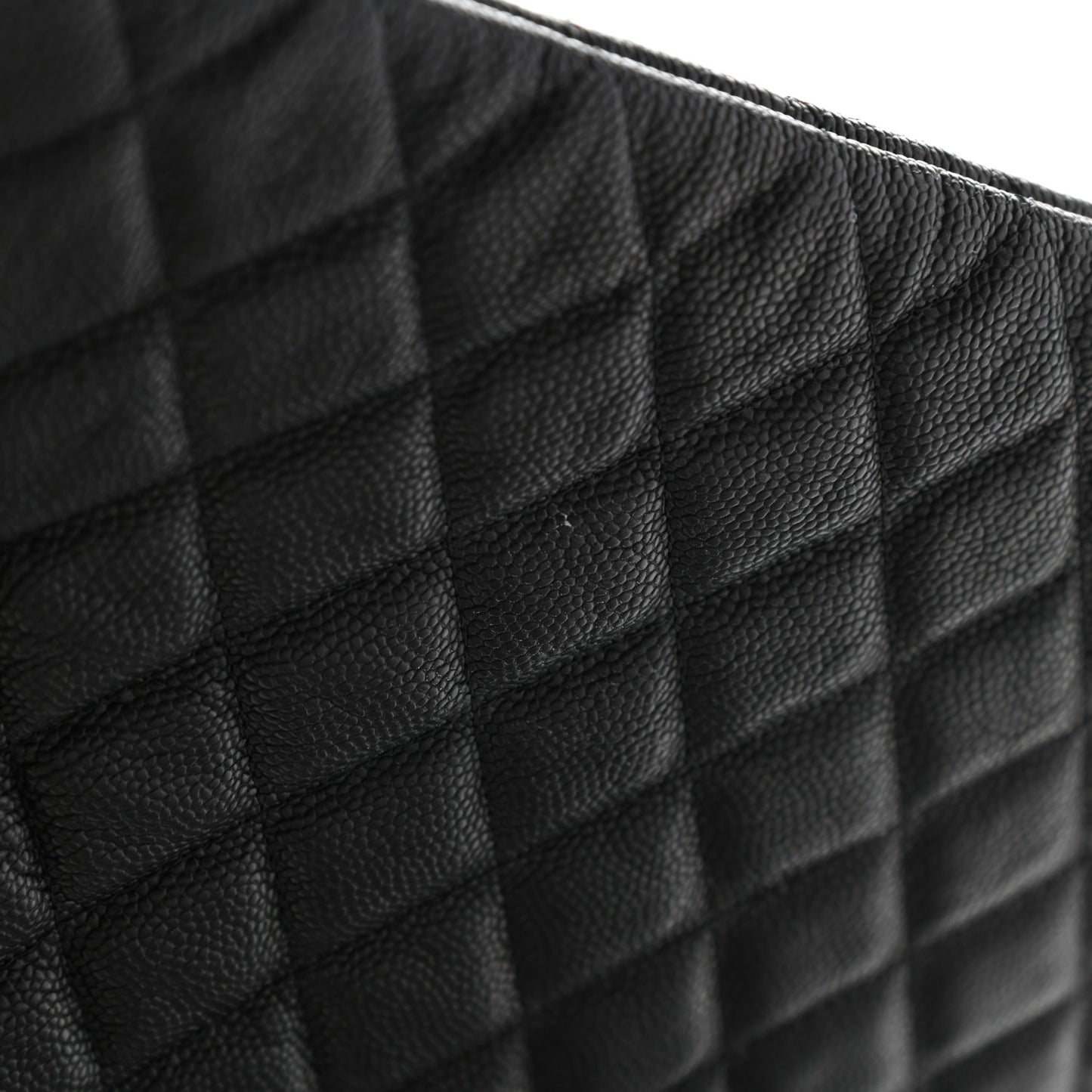 Caviar Quilted Medium Boy Cosmetic Case Black