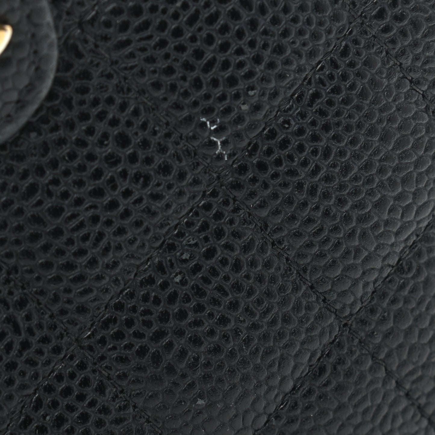 Caviar Quilted Zipped Pocket Wallet Black