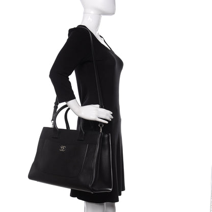 Chanel Grained Calfskin Medium Neo Executive Shopper Tote Black 2 of 10
