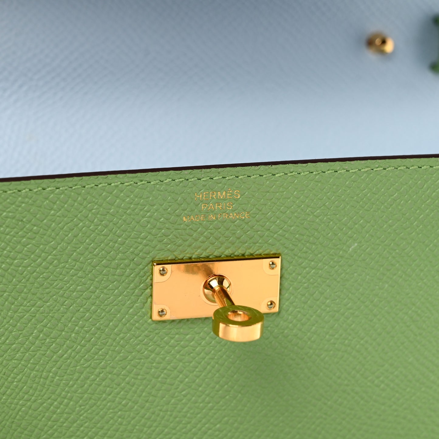 Epsom Kelly Wallet To Go Vert Criquet Blue Brume