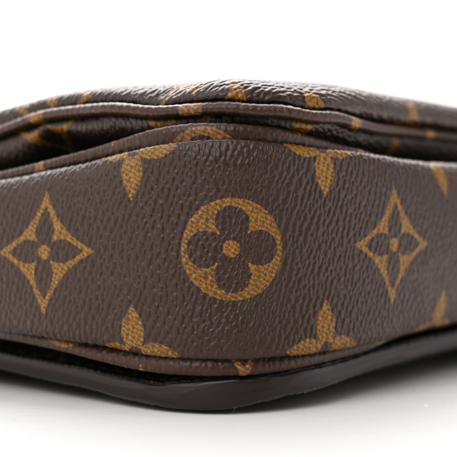 Louis Vuitton Monogram Pochette Metis 9 of 13