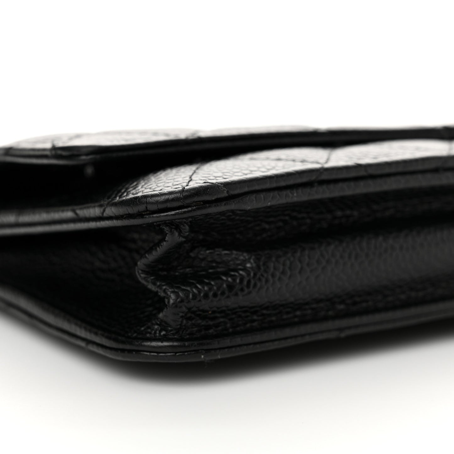 Caviar Quilted Wallet on Chain WOC Black